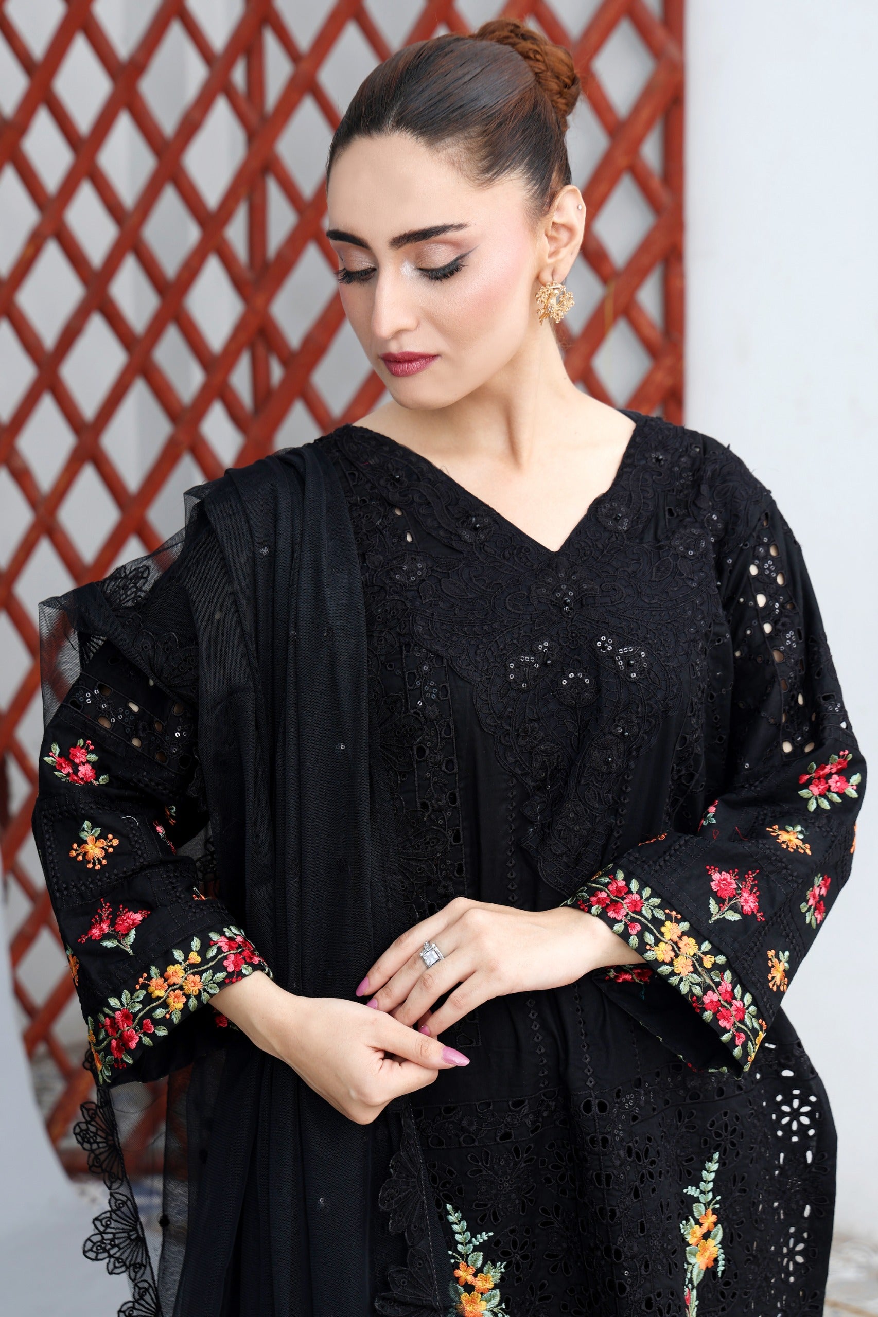 3 Piece Unstitched Embroidered Lawn Suit | EID LAWN-25-01
